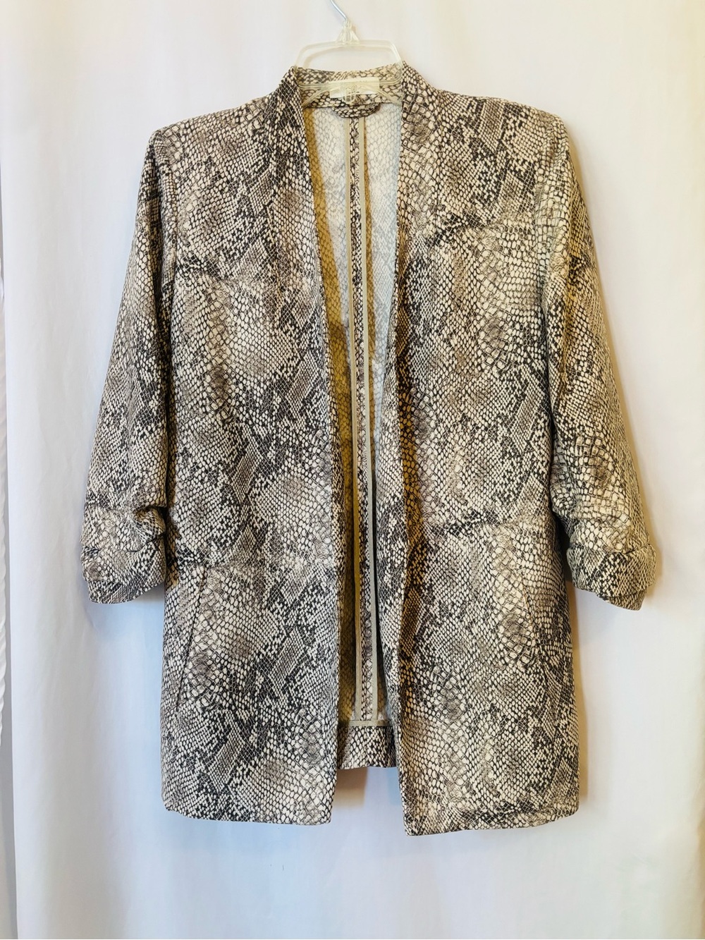 Babaton Aritzia Snakeskin Print Blazer | Shoulder Pads | Size 8